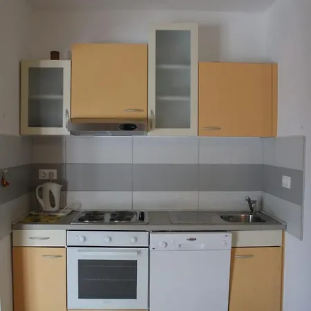 Apartman Ines 1 شقة نوفي فينودولسكي