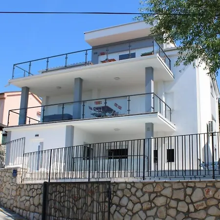 Apartman Ines 1 نوفي فينودولسكي
